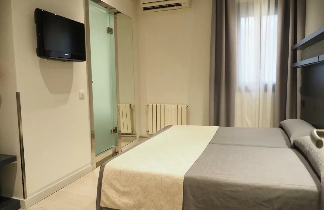 Hostal Benidorm-1